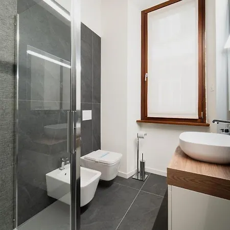 Apartment Flores *